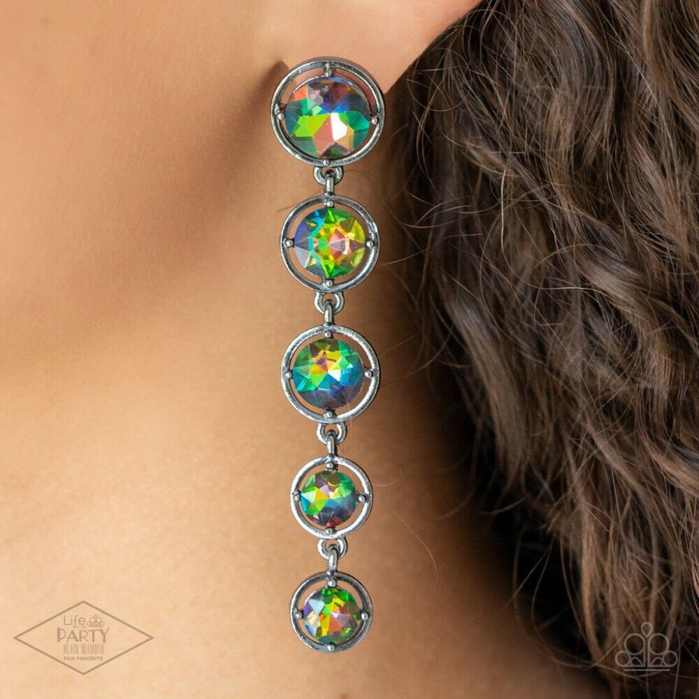 Paparazzi Oil Spill Earrings! Hard to find!